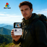 Cámara de Acción HD 1080P con Pantalla Abatible, Lente Gran Angular de 143°, Estabilización WiFi, Resistente al Agua hasta 30 m, MicroSD, para Ciclismo, Aventuras y Vlogging