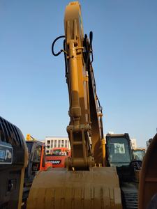 Bon prix pour une excavatrice sur chenilles CAT 320CL d'occasion, modèle 2023, 20 tonnes, moteur, boîte de vitesses, pompe, pour sites d'excavation moyennes, à vendre - Product Image 4