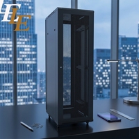 Armoire de serveur en acier pour centre de données, 11U, 600*1100mm, en stock