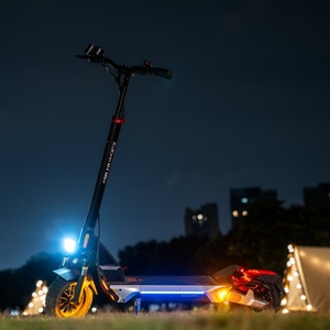 Kukirin M4 Max Nouvelle Trottinette Électrique Pliable Stock Européen Tout-terrain et Ville 64km d'Autonomie Trottinette Électrique Propulsion Arrière 800w - Product Image 4