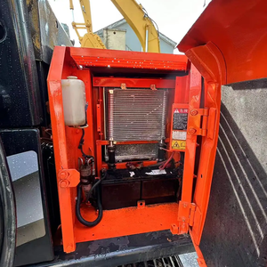 Excavadora Hitachi ZX70QC con válvula hidráulica Kawasaki de baja hora en stock para trabajos de jardín y limpieza de residuos de granjas de cría - Product Image 6