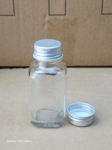 <span class=keywords><strong>Newray</strong></span> vente en gros 2 oz 60 ml vide clair français bouteilles en verre carrées bouteilles de jus avec couvercles hermétiques en aluminium - Product Image 3