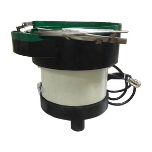 Alimentateur vibrant sur mesure 220V pour le tri des vis et des écrous, équipement d'alimentation auxiliaire spécial pour machine d'emballage - Product Image 4