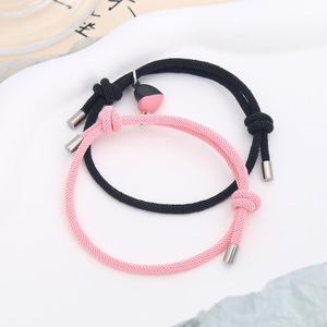 卸売 シンプル ギフト ファッション マグネット レッド ブレイド ロープ ブレスレット トレンディ カラフル マグネット ハート チャーム ブレスレット カップル向け - Product Image 5