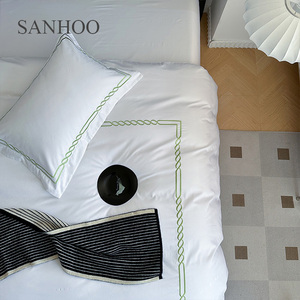 SANHOO offre en gros ensembles complets de <span class=keywords><strong>lit</strong></span> dans un sac <span class=keywords><strong>avec</strong></span> tous les composants nécessaires ensembles de <span class=keywords><strong>lit</strong></span> doux 100% coton pour hôtel - Product Image 6