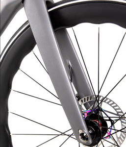 Vélo de <span class=keywords><strong>route</strong></span> aérodynamique en carbone haute performance, 24 vitesses, roues en fibre de carbone 700C, câblage interne complet, freins hydrauliques - Product Image 5