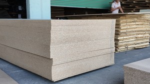Línea de producción de tableros de partículas de alta calidad para aplicaciones de muebles y edificios interiores hechos de material de madera - Product Image 4