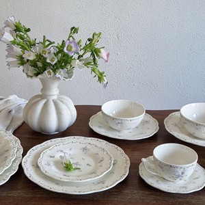 Juego de Vajilla de Cerámica Vintage Hecho a Mano Lelyi French Margarite Blue, Incluye Plato, Taza de Café, Plato para Postre y Platos para la Cena - Product Image 4