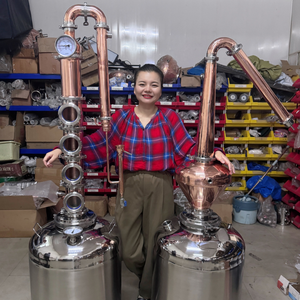 Distillateur à reflux en cuivre Towin durable et abordable de 300 L – Équipement de distillation pour la vodka, le whisky, le brandy, le gin, le rhum - Product Image 2