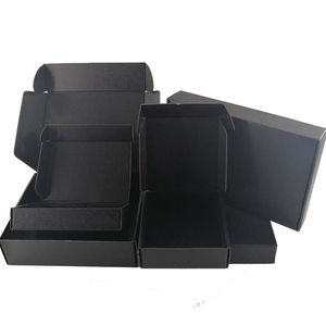 Embalaje de correo de cartón corrugado, caja de envío plana negra con <span class=keywords><strong>paquete</strong></span> plano para productos electrónicos - Product Image 2