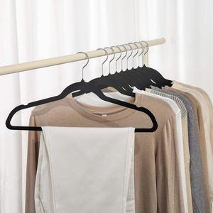 Perchas de Terciopelo Resistentes Antideslizantes al por Mayor con Diseño Flexible para Ahorrar Espacio en Armarios y Baños, Color Negro - Product Image 2