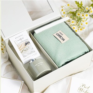 Boîte à foulards en papier aromathérapeutique de qualité supérieure, pour anniversaire, Saint-Valentin, personnalisable selon les besoins. - Product Image 6