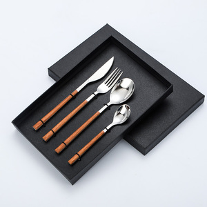 Vaisselle en acier inoxydable de qualité restaurant, style artisanal, finition miroir, manche en bois durable, cuillère à steak et à dessert, boîte. - Product Image 1