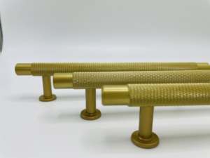 Poignée ronde en acier doré pour meubles - Product Image 3