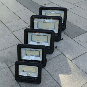 Faro Solare LED ad Alta Luminosità 100w 200w 300w 400w 600w con Telecomando per Progetti Commerciali - Product Image 2