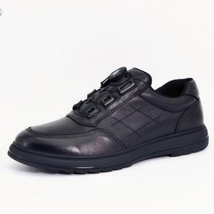 Chaussures décontractées en cuir à boucle automatique pour hommes, chaussures de sport respirantes en cuir de vache noir, à enfiler, pour jeunes, tenue formelle - Product Image 1
