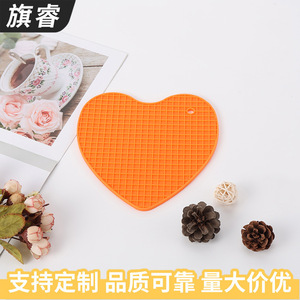 Heart Shaped <b>Silicone</b> Heat Insulating Mat Orange Anti Slip Oil Proof <b>Waterproof</b> Placemat For Kitchen Use - Product Image 4