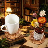 Posavasos Redondos de Mimbre Tejido Natural, Resistentes al Calor, para Decoración del Hogar y Protección de la Mesa