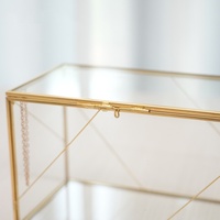 Boîte à bijoux en métal et verre rectangulaire dorée de haute qualité, vitrine haut de gamme avec décoration élégante pour le rangement