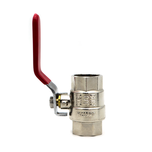 Válvula de <span class=keywords><strong>bola</strong></span> de latón Fabricación al por mayor Manija de palanca hembra Válvula de <span class=keywords><strong>bola</strong></span> de agua de latón niquelado - Product Image 4