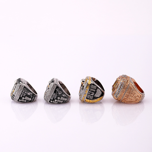 Bagues de championnat de basket-ball des Lakers de Los Angeles et des Heat pour hommes, en gros. <span class=keywords><strong>Bijoux</strong></span> commémoratifs de haute qualité. - Product Image 4
