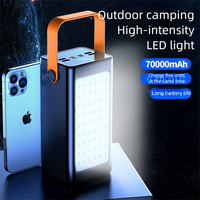 4USB 66W Power Bank 50000mah Charge rapide Camping en plein air Lumière LED Charge rapide Haute capacité 70000mAh Centrale électrique pour téléphone