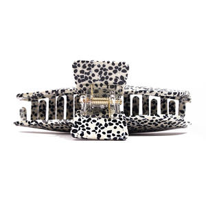 Pince à cheveux en acétate de 10,8 cm, grande pince à mâchoires pour cheveux épais, accessoires de cheveux de qualité supérieure, unisexe, couleur personnalisable - Product Image 4