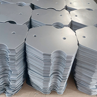 Pièces de tôlerie découpées au laser en acier au carbone et acier inoxydable, sur mesure, OEM, avec des pièces embouties de précision, tolérance de 0,07 mm
