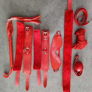 大人用SM BDSM拘束ベッドセット レザーベルト 手錠 乳首クランプ 鞭 首輪 カップル用アクセサリー - Product Image 6