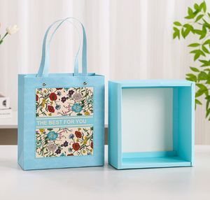 Boîte d'emballage de luxe classique écologique avec revêtement filmé pour l'emballage certifié d'origine Vietnamienne, taille personnalisée et poignée en corde de coton - Product Image 4