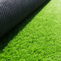 Kunstrasen Teppich matte Fußballfeld Kunststoff Gras matte Landschaft Gras Vierfarbiges dekoratives Gras
