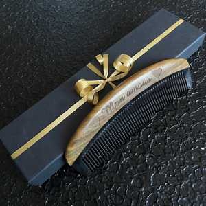 Peigne en corne naturelle fabriqué à la main pour des cheveux lisses démêlant un style doux et des soins capillaires quotidiens pour hommes et femmes - Product Image 2