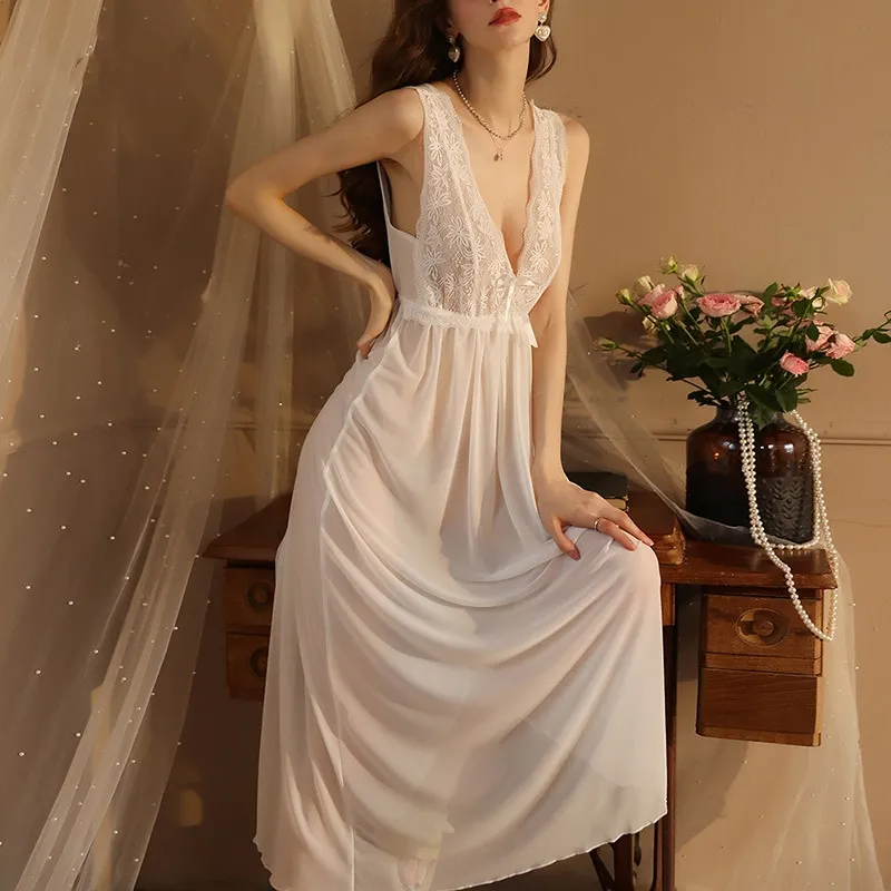 Explosiver Stil Mesh durchsichtige Versuchung Pyjamas lange heiße und süße ausgefallene lustige Mädchen, die sexy weiße Braut wäsche modellieren