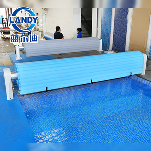 ผ้าคลุมสระว่ายน้ำอัตโนมัติ Landy รุ่น D59 พรีเมียม ผลิตจากอลูมิเนียมอัลลอยด์ วัสดุ PVC สำหรับสระว่ายน้ำในบ้านพักตากอากาศ พร้อมระบบทำความร้อน - Product Image 1