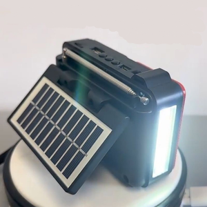 Radio de poche solaire d'urgence, 8 bandes AM/FM/SW avec lampe de poche et écran LED - Product Image 4