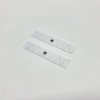 Étiquette RFID UHF longue portée TF8510 860-960 MHz 10 m pour le suivi des textiles, du linge et des vêtements, puce U8/U9 70*15 mm