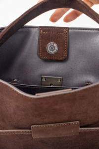 Sac à main bandoulière en daim vintage de luxe léger pour l'automne, l'hiver et l'été, fermeture éclair, haute qualité - Product Image 6