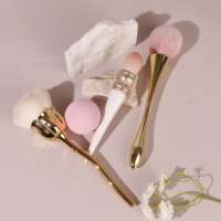 Ensemble de pinceaux de maquillage personnalisés à manche effilé artistique, vente chaude, poils synthétiques, prix bas avec logo privé pour le visage