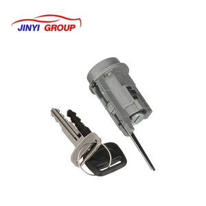 Cilindro de bloqueo de encendido adecuado para TOYOTA 4RUNNER 1996-2002 6905735070 69057-35070 - Product Image 1