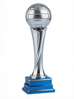 Maßgefertigter Langlebiger Zinklegierungs-Pyramidenpokal 3D Gravierte Gold-Auszeichnung Traditioneller Stil Innovatives Design Anpassbare Trophäe
