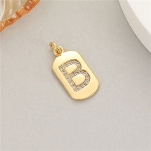 จี้ห้อยตัวอักษร A-Z แบบกันน้ำสั่งทำได้ตามต้องการ ชุบทอง 14k สไตล์โกธิค  จี้ห้อยตัวอักษร DIY - Product Image 6