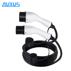 Estaciones de Carga para Vehículos de Nueva Energía Estándar Europeo, Doble Pistola, Doble Cabezal, 16A/32A, Carcasa de PC, Cable de Extensión Monofásico, Certificado TUV - Product Image 1