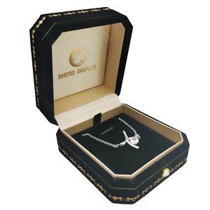 Velours noir bordé d'or de boîtes de présentation professionnelles de bijoux avec la coutume estampillée chaude de logo de feuille d'or - Product Image 6