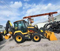 Mini Backhoe Loader XC8-S0750A Bucket 0.36m3 Berat 3800kg Loader Roda Kompak untuk Konstruksi