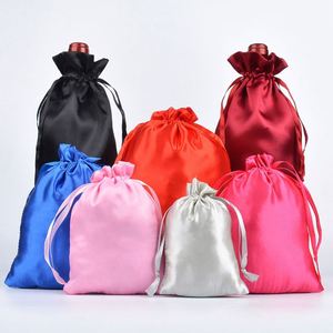 Sac à poussière en satin imprimé sur mesure avec cordon de serrage et logo, sac de rangement pour perruques et sous-vêtements, sac cadeau recyclable avec logo brodé - Product Image 5