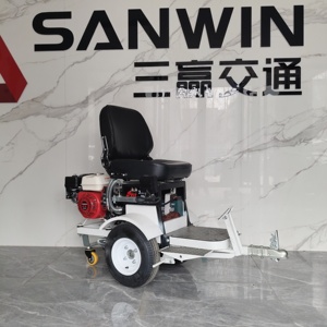 Machine de marquage routier thermoplastique automatique autoportée pour <span class=keywords><strong>peinture</strong></span> sur chaussée, avec moteur Honda 6.5HP et pompe hydraulique - Product Image 4