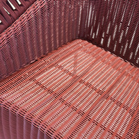 Chaise en osier d'extérieur avec base en métal pour jardin et terrasse