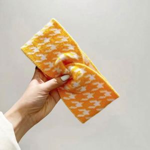 Diademas anchas de terileno con diseño geométrico para mujer, turbante extragrande, banda elástica para el cabello, para yoga y ejercicio. - Product Image 3