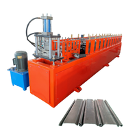 Machine de formage de rouleaux de porte à enroulement en mousse PU isolée de 45 mm, 55 mm, 77 mm, 98 mm