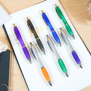 Bolígrafos de Plástico Personalizados al por Mayor a Bajo Precio, Artículos de Papelería Escolares Baratos, Bolígrafos Publicitarios de Regalo - Product Image 4